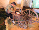village miniature grignan remouleur